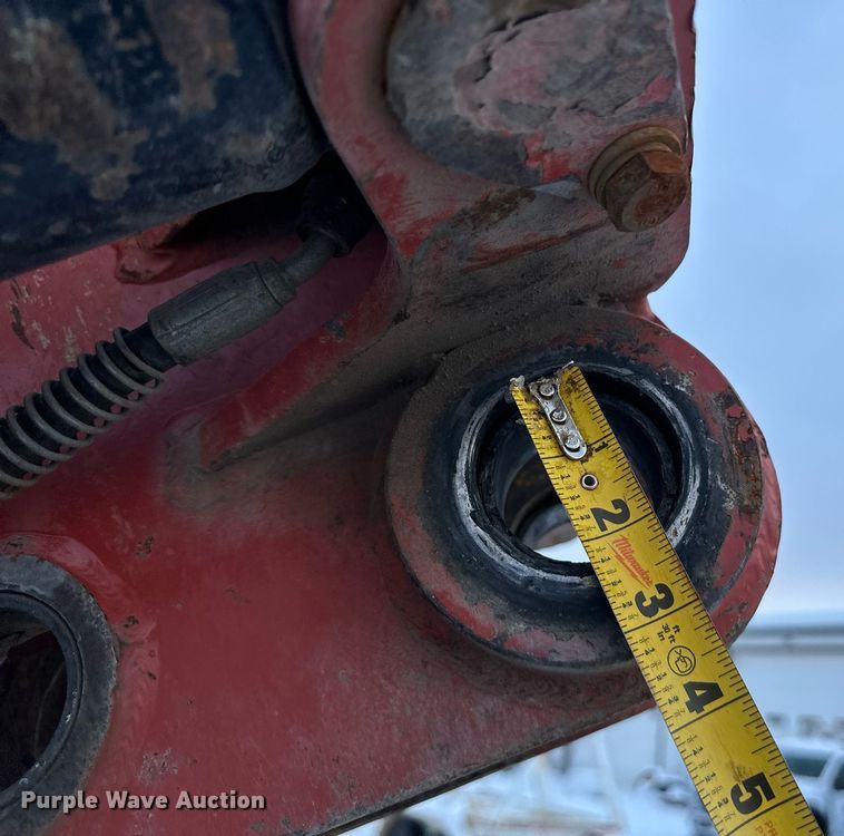 image for item ER5074 2013 Ditch Witch RT80 Quad vibratory cable plow