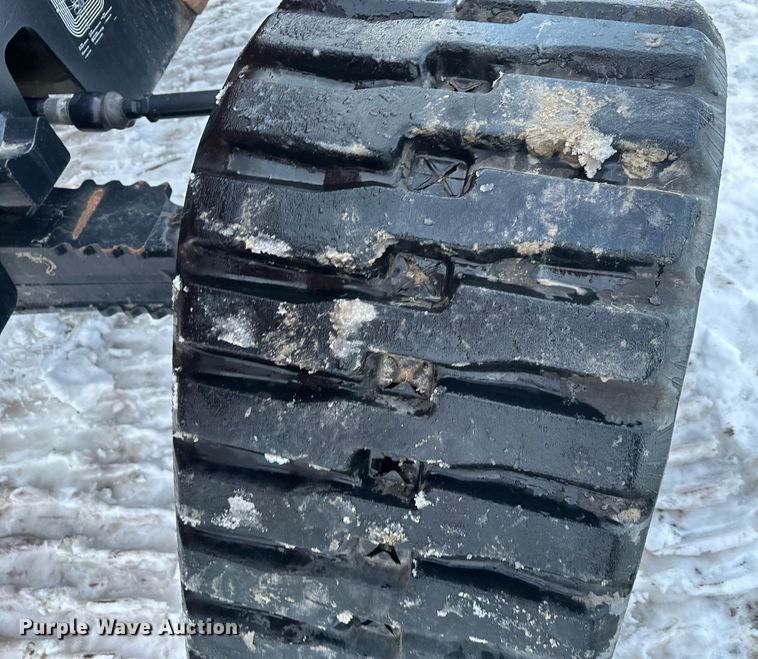 image for item ER5074 2013 Ditch Witch RT80 Quad vibratory cable plow