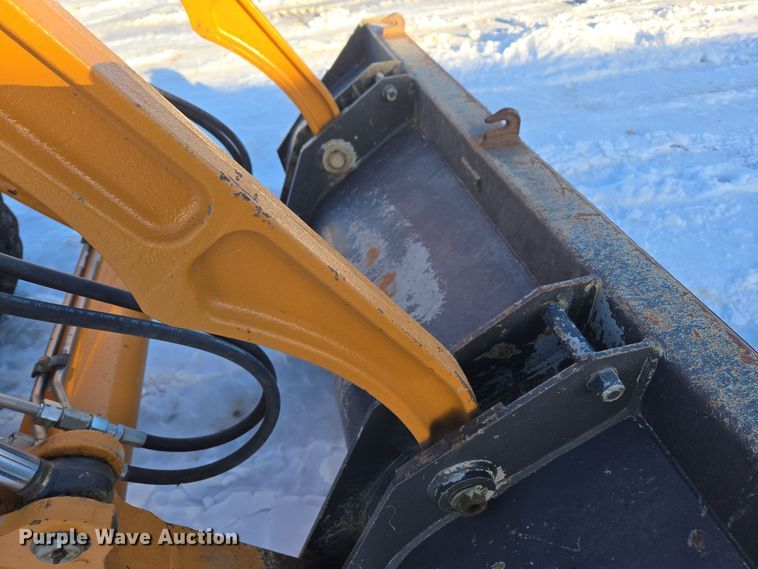 image for item ER5077 2015 Case 580 Super N backhoe