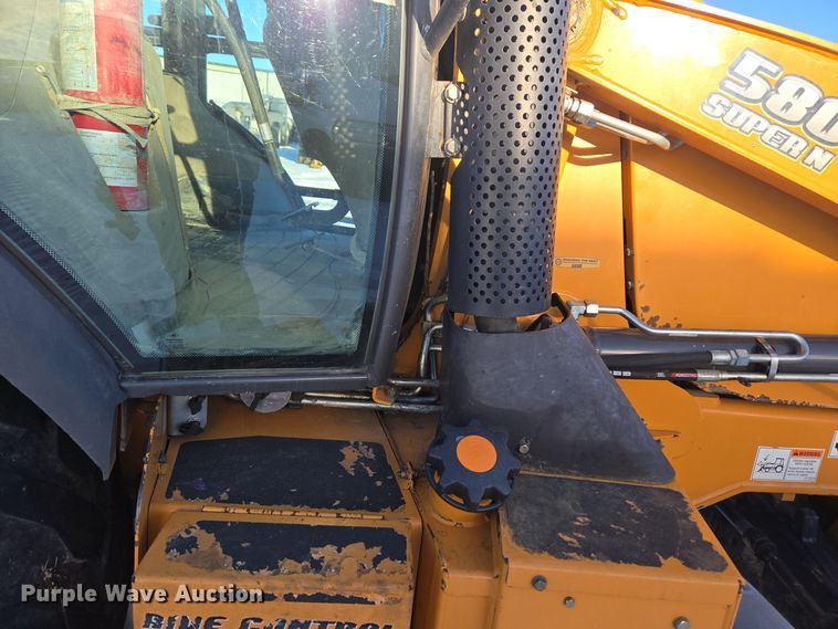 image for item ER5077 2015 Case 580 Super N backhoe