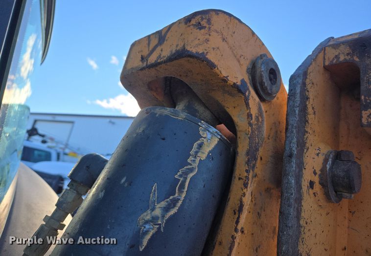 image for item ER5077 2015 Case 580 Super N backhoe