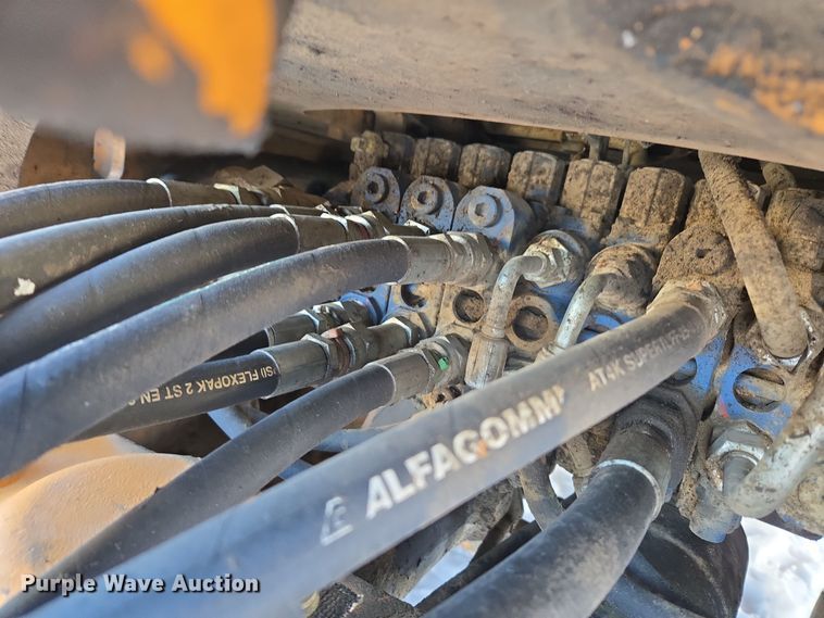 image for item ER5077 2015 Case 580 Super N backhoe