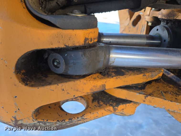 image for item ER5077 2015 Case 580 Super N backhoe