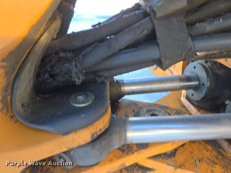 image for item ER5077 2015 Case 580 Super N backhoe