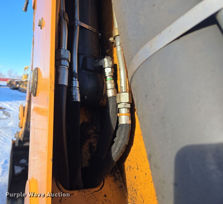 image for item ER5077 2015 Case 580 Super N backhoe