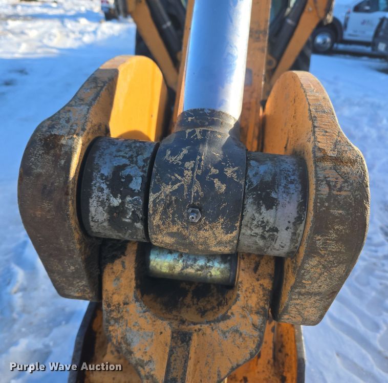 image for item ER5077 2015 Case 580 Super N backhoe