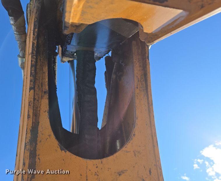 image for item ER5077 2015 Case 580 Super N backhoe