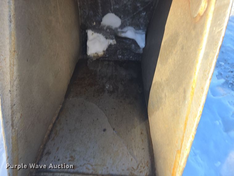 image for item ER5077 2015 Case 580 Super N backhoe