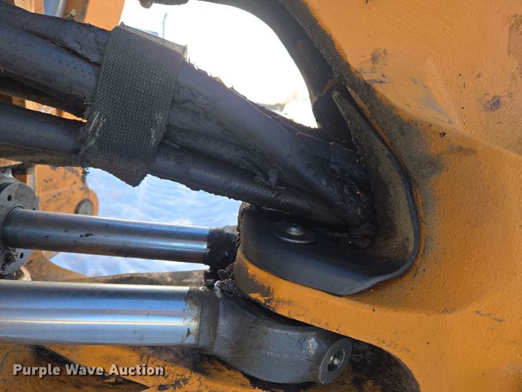 image for item ER5077 2015 Case 580 Super N backhoe