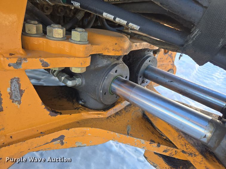 image for item ER5077 2015 Case 580 Super N backhoe