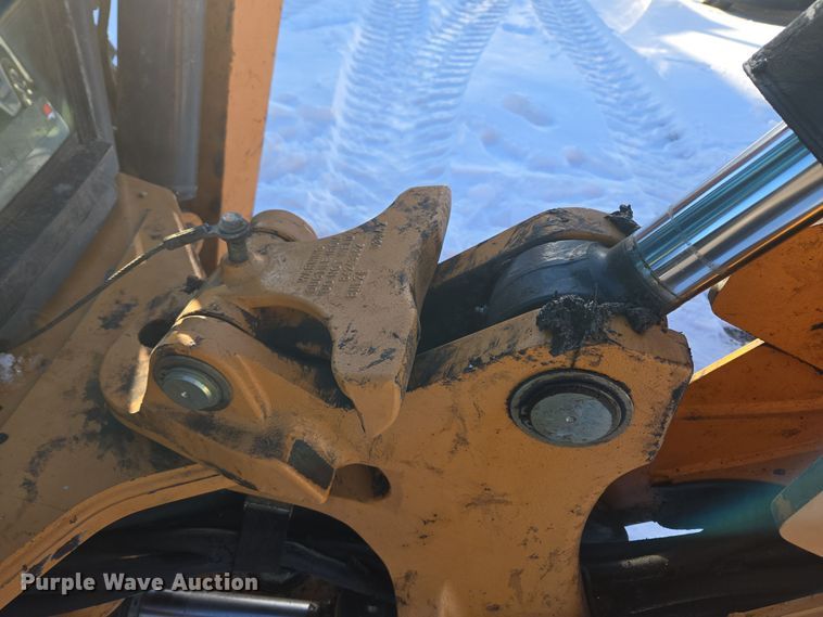 image for item ER5077 2015 Case 580 Super N backhoe