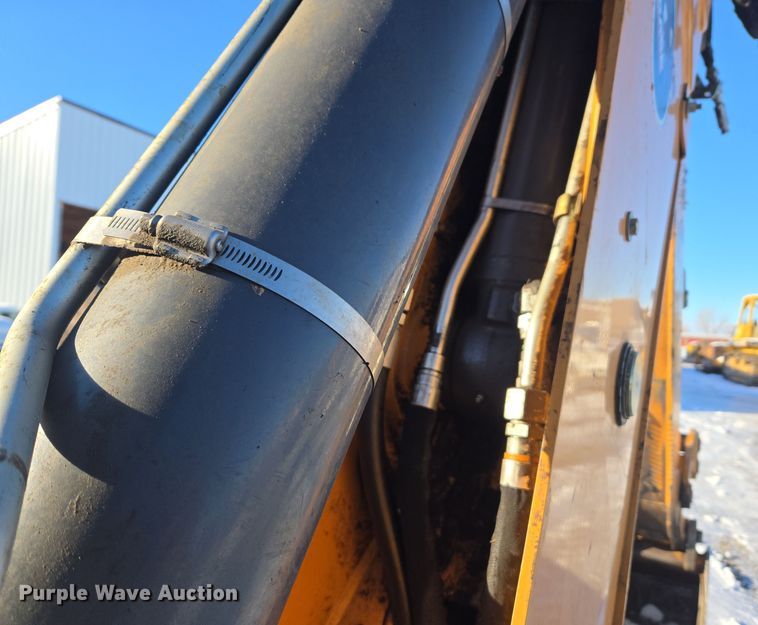 image for item ER5077 2015 Case 580 Super N backhoe