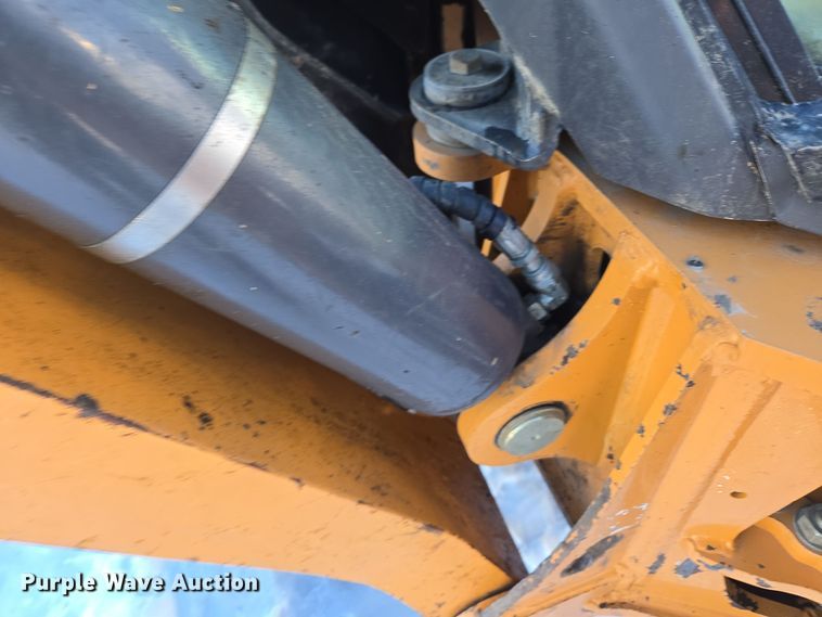 image for item ER5077 2015 Case 580 Super N backhoe