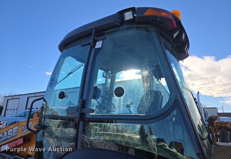 image for item ER5077 2015 Case 580 Super N backhoe