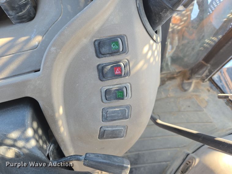 image for item ER5077 2015 Case 580 Super N backhoe