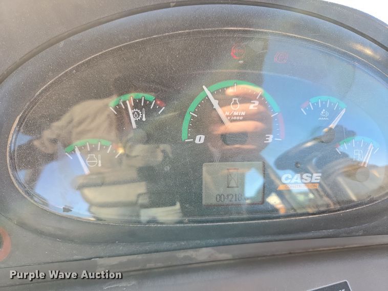 image for item ER5077 2015 Case 580 Super N backhoe