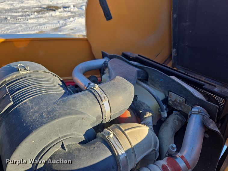 image for item ER5077 2015 Case 580 Super N backhoe