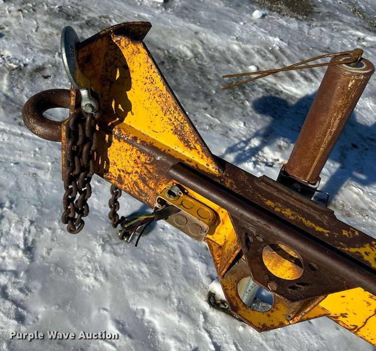 image for item ER5081 1972 CAB reel trailer