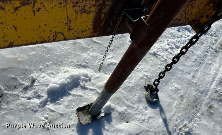 image for item ER5081 1972 CAB reel trailer