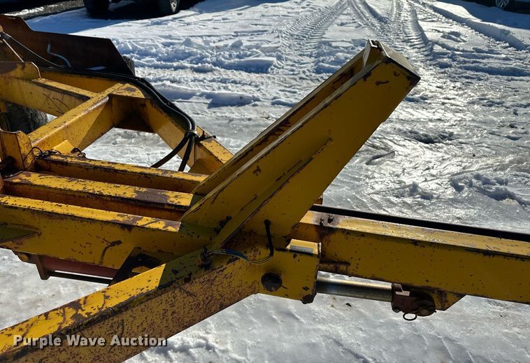 image for item ER5081 1972 CAB reel trailer
