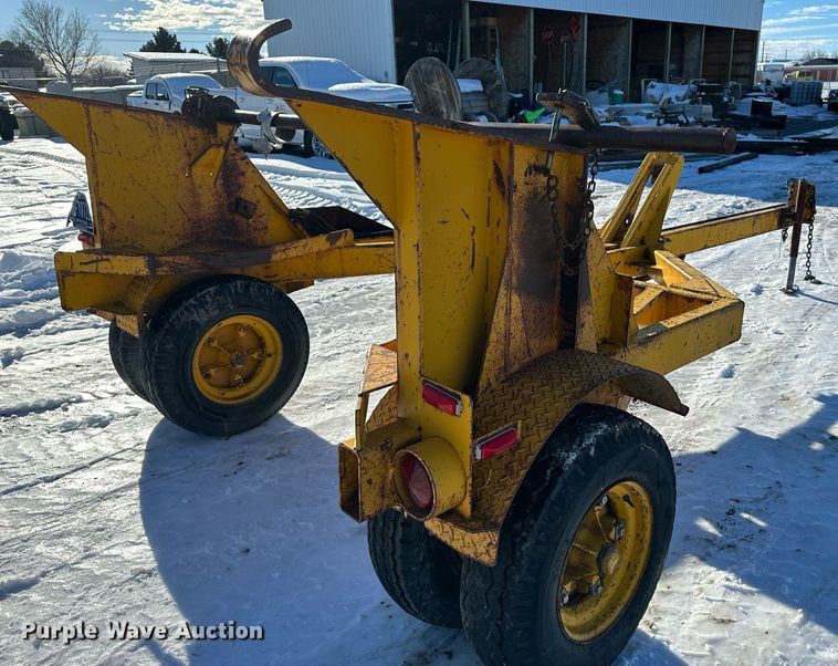 image for item ER5081 1972 CAB reel trailer