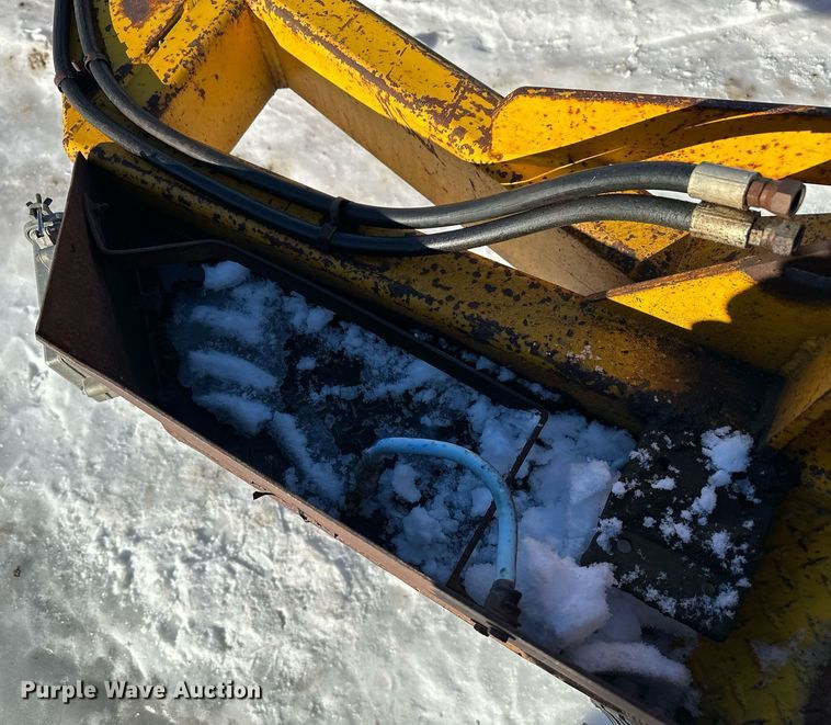 image for item ER5081 1972 CAB reel trailer