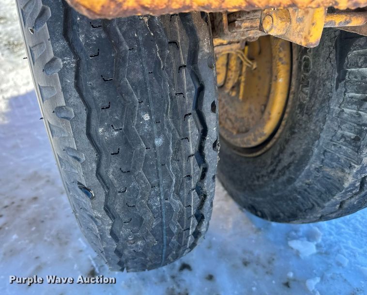 image for item ER5081 1972 CAB reel trailer