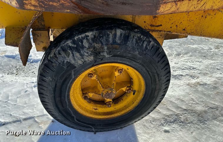 image for item ER5081 1972 CAB reel trailer