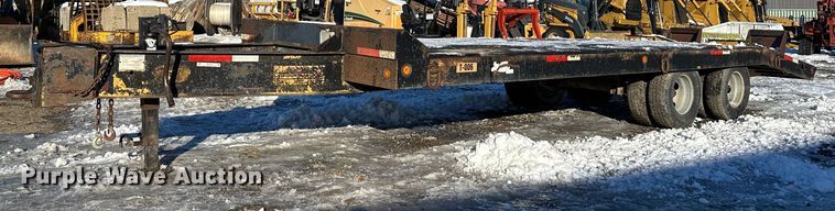 image for item ER5083 2001 Eager Beaver equipment trailer