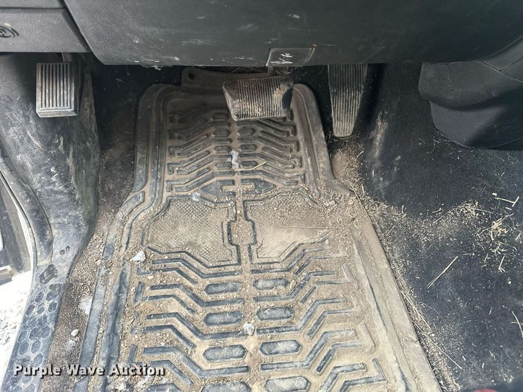 image for item ER5088 2016 Dodge Ram 1500 Quad Cab pickup truck