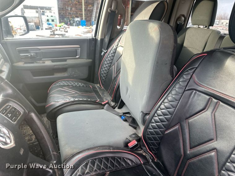 image for item ER5088 2016 Dodge Ram 1500 Quad Cab pickup truck