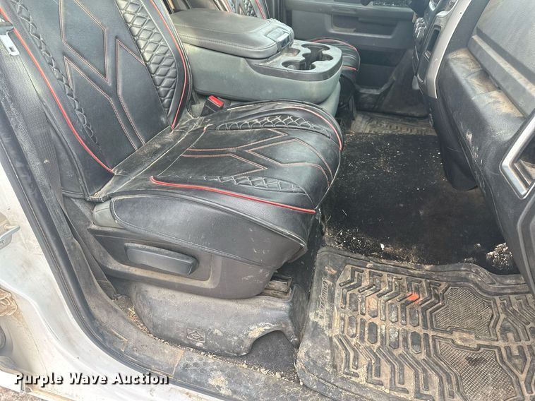 image for item ER5088 2016 Dodge Ram 1500 Quad Cab pickup truck