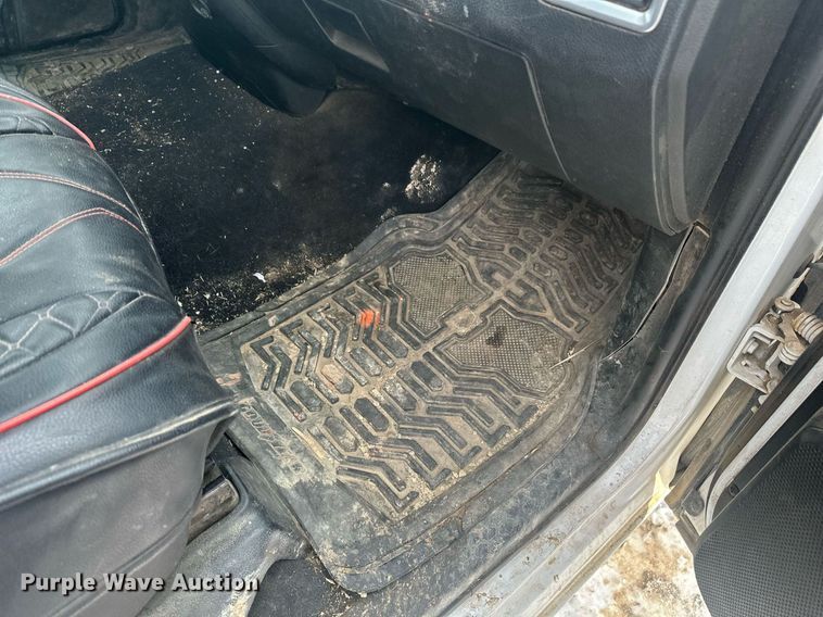 image for item ER5088 2016 Dodge Ram 1500 Quad Cab pickup truck