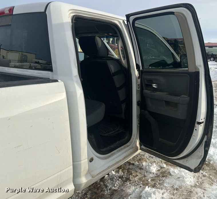 image for item ER5088 2016 Dodge Ram 1500 Quad Cab pickup truck