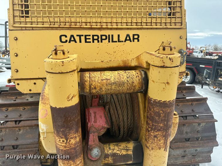 image for item ER5089 1981 Caterpillar D6D cable plow