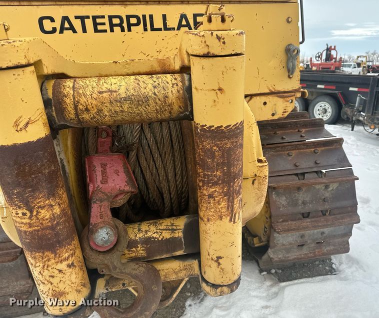image for item ER5089 1981 Caterpillar D6D cable plow