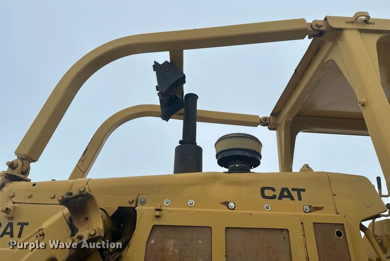 image for item ER5089 1981 Caterpillar D6D cable plow