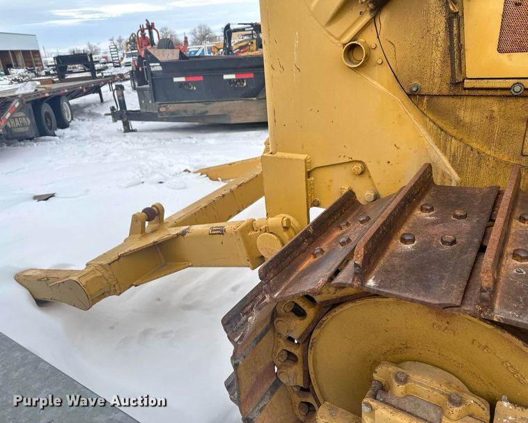 image for item ER5089 1981 Caterpillar D6D cable plow