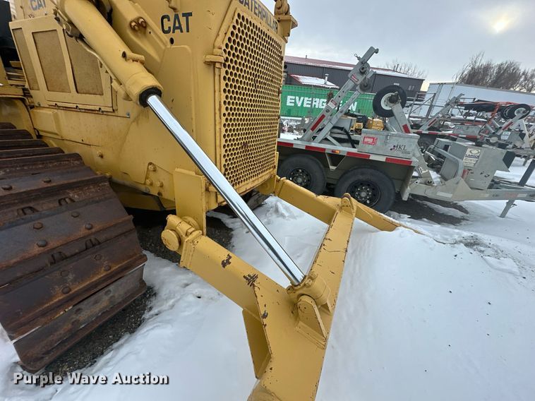 image for item ER5089 1981 Caterpillar D6D cable plow