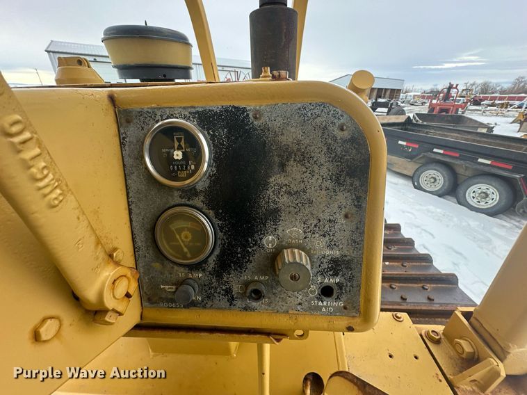 image for item ER5089 1981 Caterpillar D6D cable plow