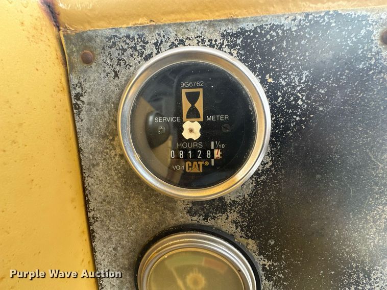 image for item ER5089 1981 Caterpillar D6D cable plow