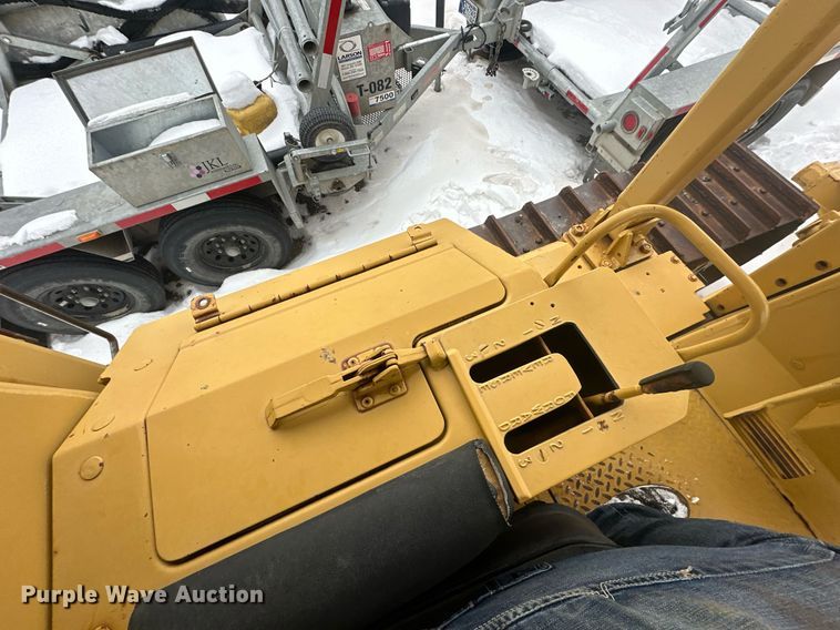 image for item ER5089 1981 Caterpillar D6D cable plow