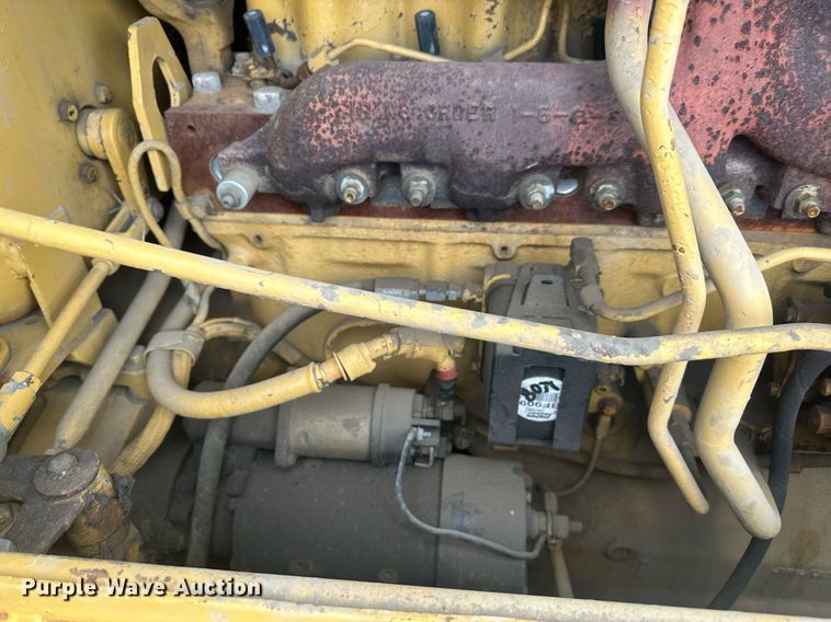 image for item ER5089 1981 Caterpillar D6D cable plow