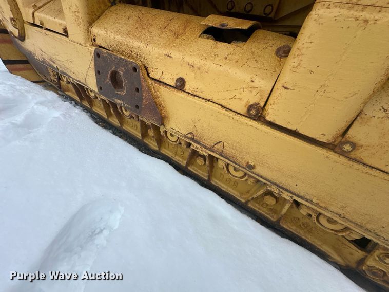 image for item ER5089 1981 Caterpillar D6D cable plow