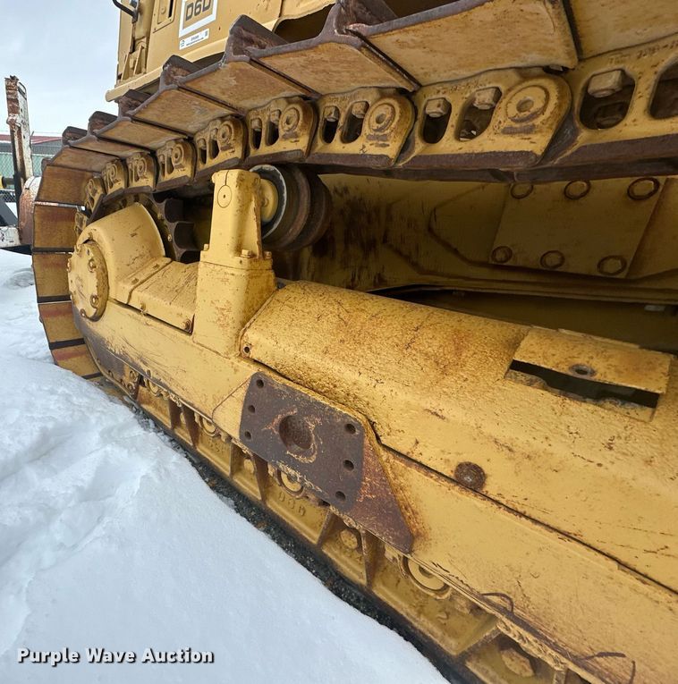 image for item ER5089 1981 Caterpillar D6D cable plow