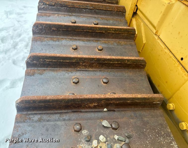 image for item ER5089 1981 Caterpillar D6D cable plow