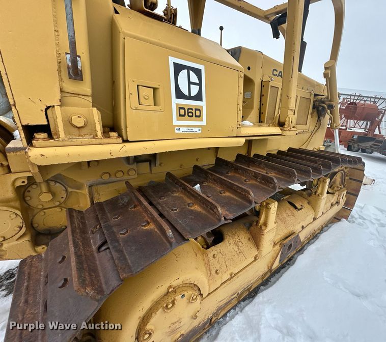 image for item ER5089 1981 Caterpillar D6D cable plow