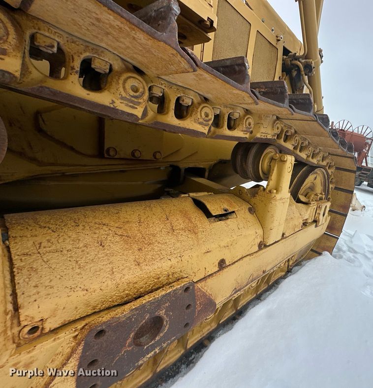 image for item ER5089 1981 Caterpillar D6D cable plow