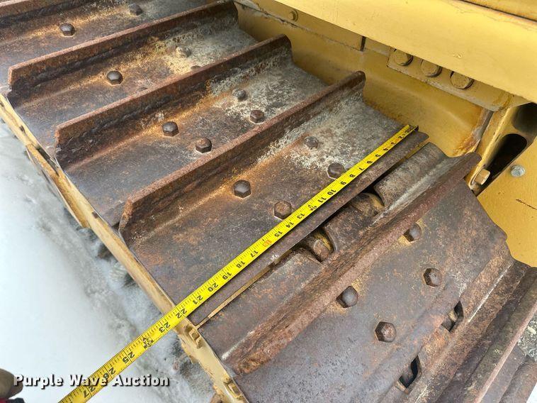 image for item ER5089 1981 Caterpillar D6D cable plow