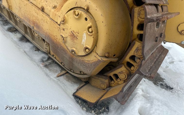 image for item ER5089 1981 Caterpillar D6D cable plow